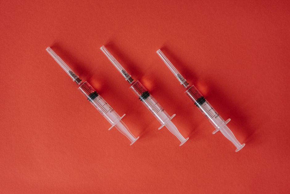 Testosterone Cream vs. Injections vs. Pellets vs. Nasal Gel: Comparing TRT Delivery Methods for Men 45+