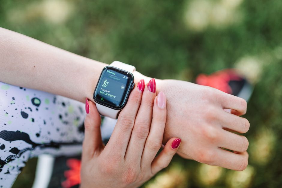 Garmin Epix Pro vs. Apple Watch Ultra 2: Which Premium Sports Watch Serves the 50+ Executive Better for Training, Health Monitoring, and Battery Life?